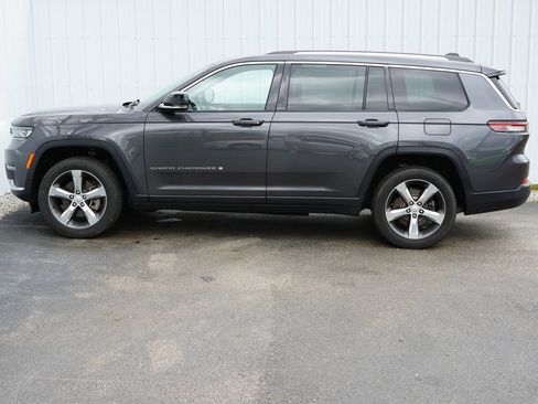 Used 2021 Jeep Grand Cherokee L Limited w/ Trailer Tow Group (B) AWD/4WD image 3