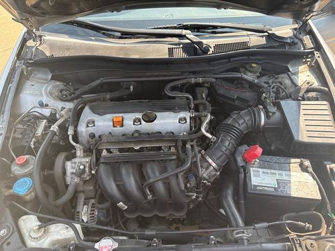 Used 2011 Honda Accord EX image 18