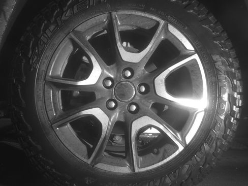 Used 2025 Jeep Compass Trailhawk AWD/4WD image 14