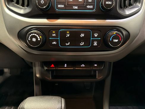 Used 2016 Chevrolet Colorado LT w/ LT Convenience Package RWD image 18