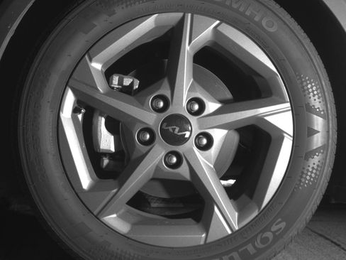 Used 2025 Kia K4 LXS image 12