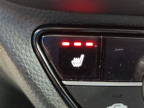 Used 2024 Honda HR-V EX-L image 12