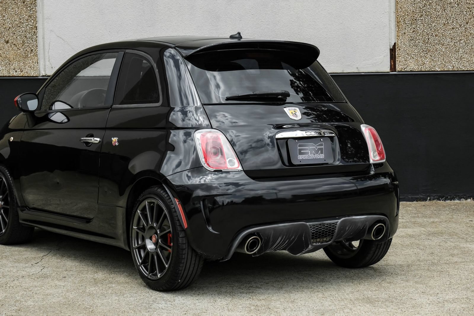 Used 2012 FIAT 500 Abarth w/ Safety & Convenience Pkg FWD image 13