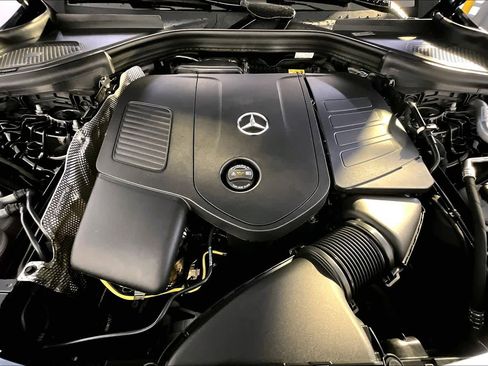New 2026 Mercedes-Benz GLC 300 4MATIC image 14