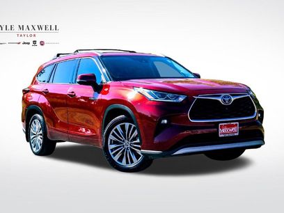 Used 2021 Toyota Highlander Platinum