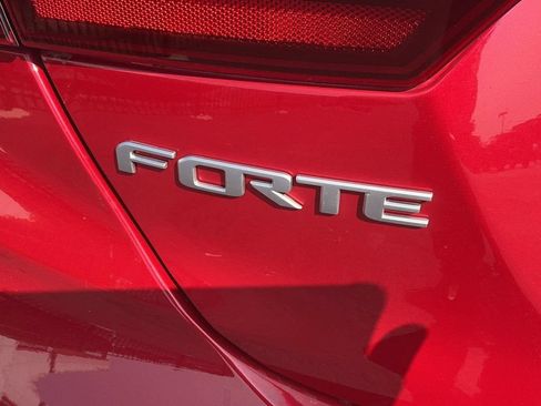 Used 2023 Kia Forte GT w/ GT2 Package FWD image 34