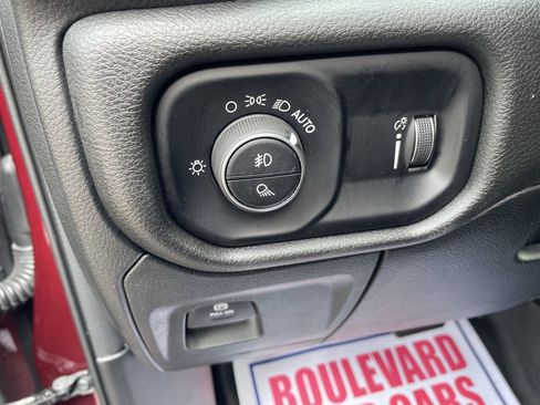 Used 2024 RAM 1500 Tradesman AWD/4WD image 13