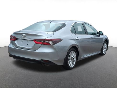 Used 2023 Toyota Camry LE image 6