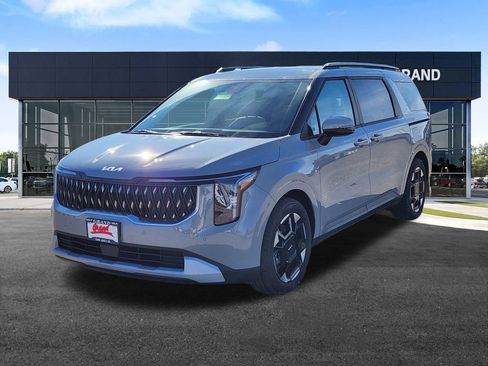 New 2026 Kia Carnival EX image 4