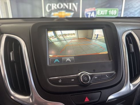 Used 2018 Chevrolet Equinox LT image 33