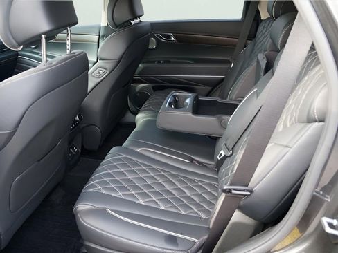 Used 2024 Genesis GV80 3.5T image 14