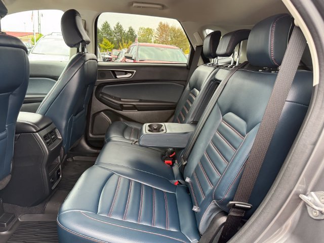 Certified 2024 Ford Edge SEL w/ Sport Appearance Package AWD/4WD image 9