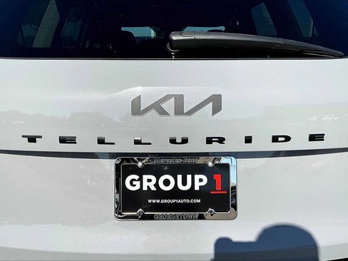 Used 2022 Kia Telluride EX w/ EX Premium Package image 30