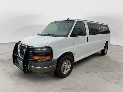 Used 2021 Chevrolet Express 3500 LS image 1