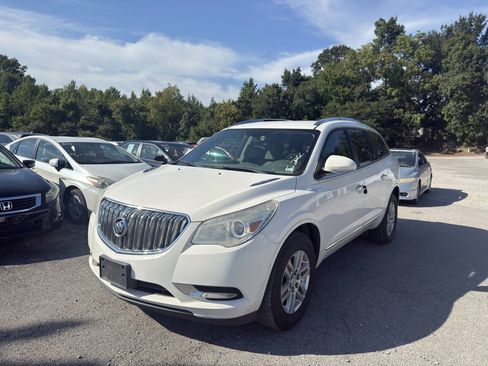 Used 2014 Buick Enclave Convenience FWD image 2