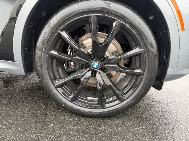 New 2027 BMW X7 xDrive40i w/ Executive Package AWD/4WD image 16