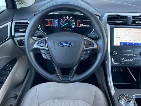 Used 2020 Ford Fusion SE image 14