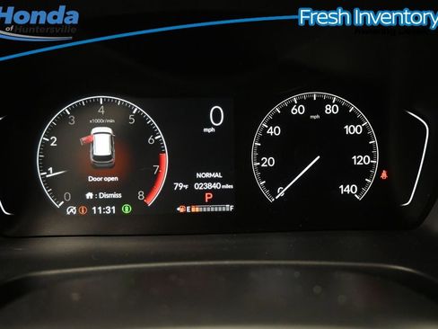 Used 2024 Honda Pilot Touring image 23