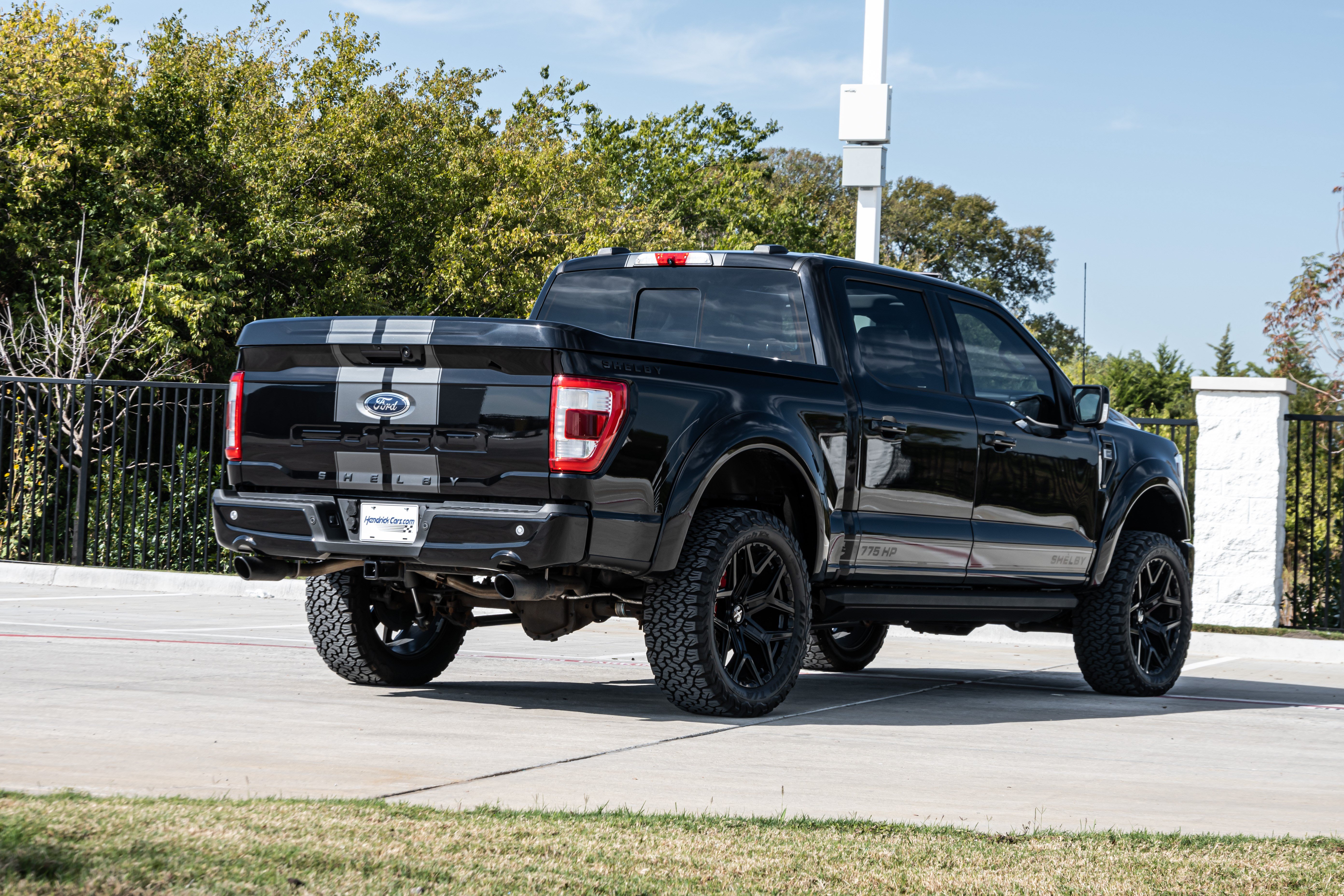 Used 2021 Ford F150 Lariat w/ Equipment Group 502A High AWD/4WD image 9