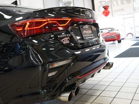 Used 2021 Kia Forte GT FWD image 14