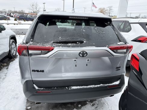 Used 2023 Toyota RAV4 XLE image 6