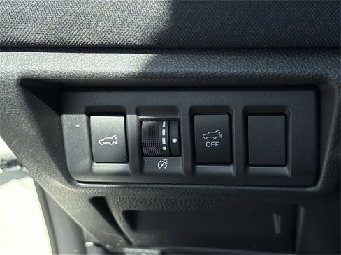 Used 2025 Subaru Outback Premium w/ Popular Package #1 image 31