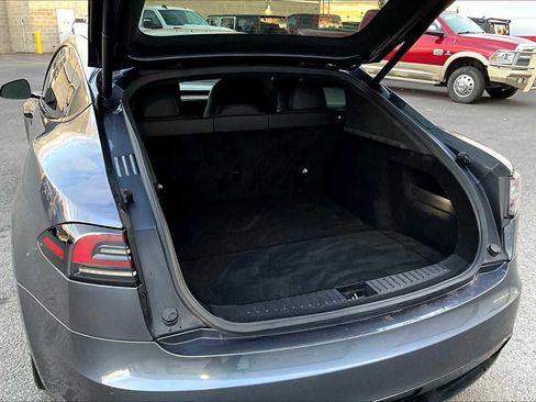 Used 2022 Tesla Model S image 19