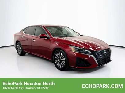 Used 2023 Nissan Altima 2.5 SV
