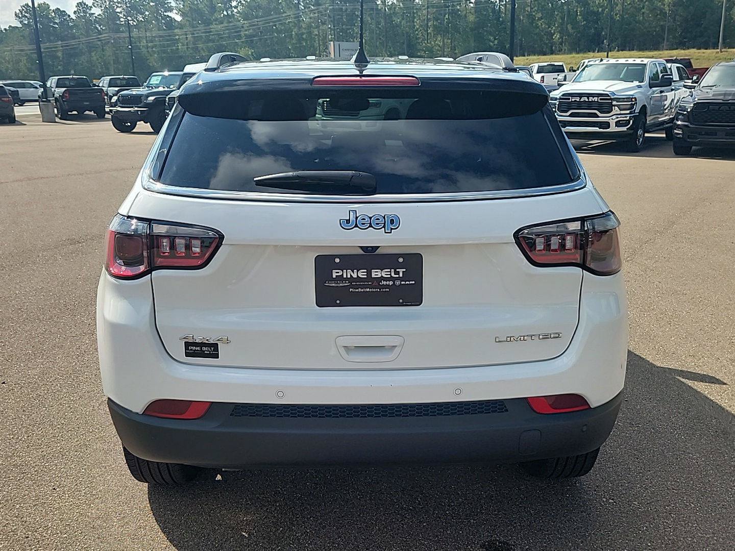Certified 2025 Jeep Compass Limited AWD/4WD image 6