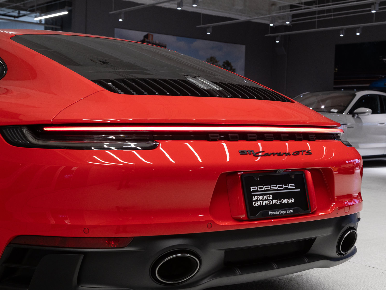 Certified 2022 Porsche 911 Carrera GTS RWD image 32