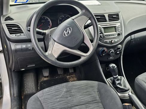 Used 2017 Hyundai Accent SE FWD image 19
