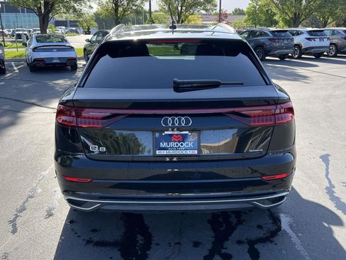 Used 2023 Audi Q8 Prestige AWD/4WD image 9