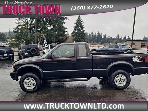 Used 2000 GMC Sonoma SLS w/ SLS Super Spec Pkg 1 image 7