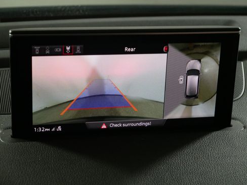 Used 2018 Audi Q7 3.0T Prestige w/ Prestige Package image 32