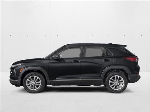 New 2026 Chevrolet TrailBlazer RS FWD image 3