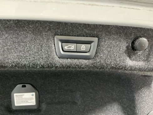 Used 2023 BMW 540i w/ M Sport Package image 30