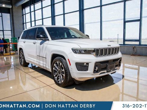 Used 2023 Jeep Grand Cherokee L Overland w/ Rear Seat Video Group I image 40