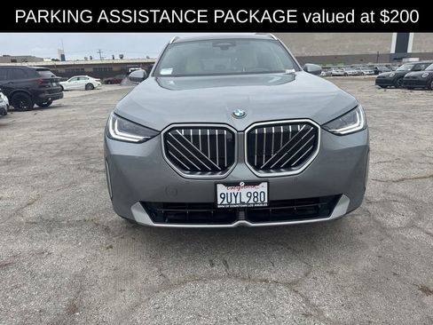 Used 2025 BMW X3 xDrive30i w/ Premium Package image 9