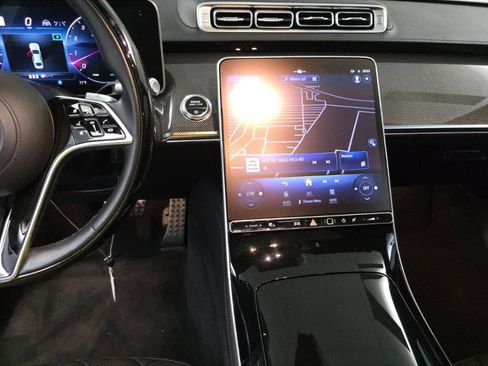 Used 2023 Mercedes-Benz S 500 4MATIC image 7