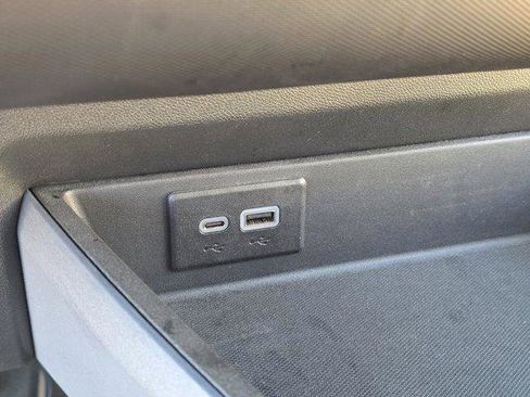 Used 2025 Chevrolet Brightdrop 400 w/ Battery Pack, Max Range image 26