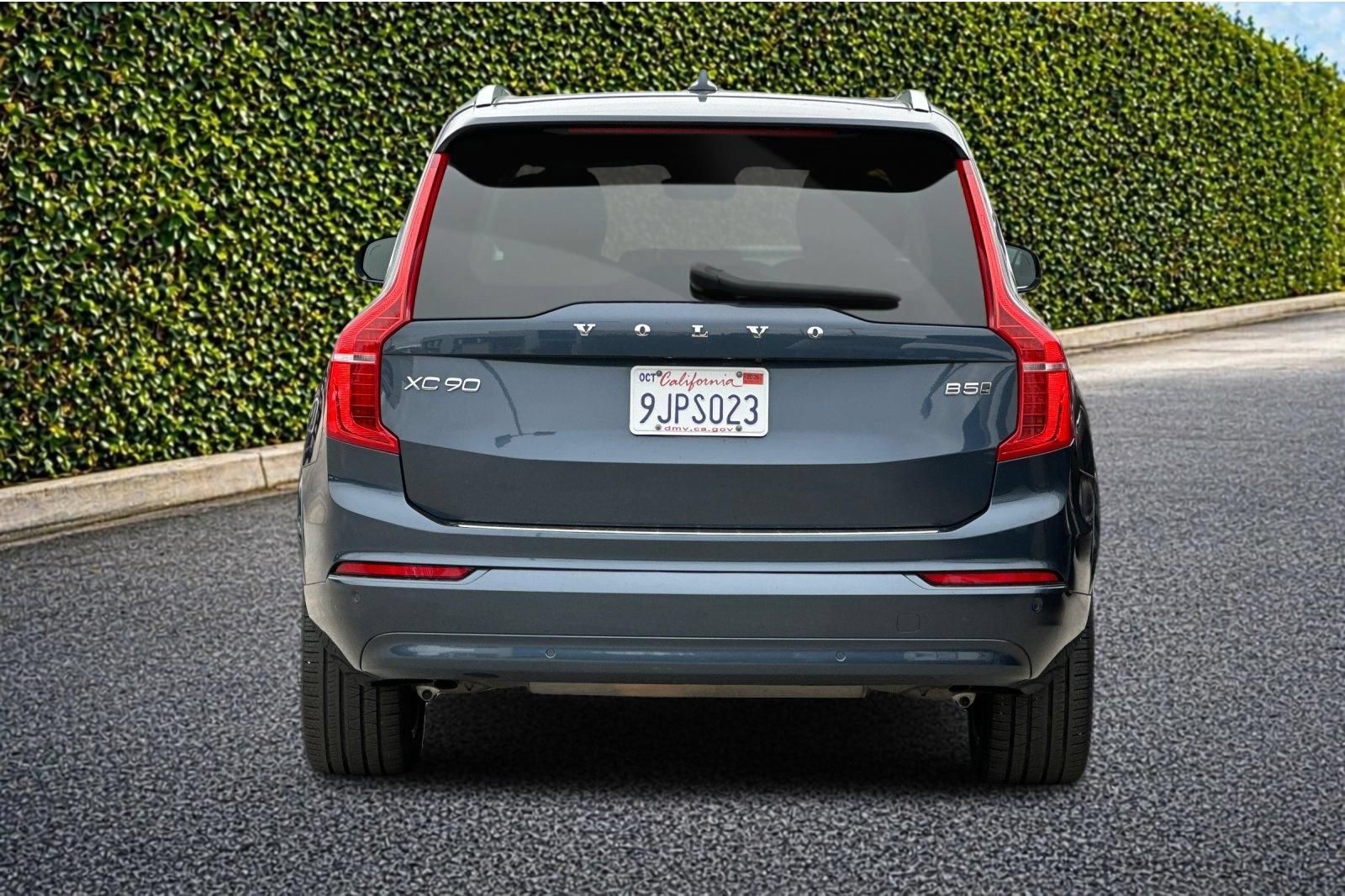 Used 2023 Volvo XC90 B5 Core w/ Protection Package Premier AWD/4WD image 5