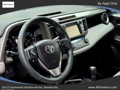 Used 2018 Toyota RAV4 XLE image 11