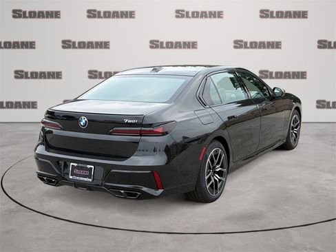 New 2025 BMW 760i xDrive image 5