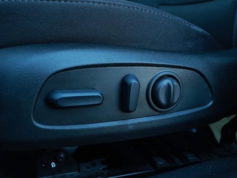 Used 2024 Chevrolet Malibu LT FWD image 21