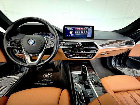 Used 2023 BMW 540i xDrive w/ Premium Package AWD/4WD image 17