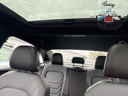 New 2025 Volkswagen Jetta GLI Autobahn image 18
