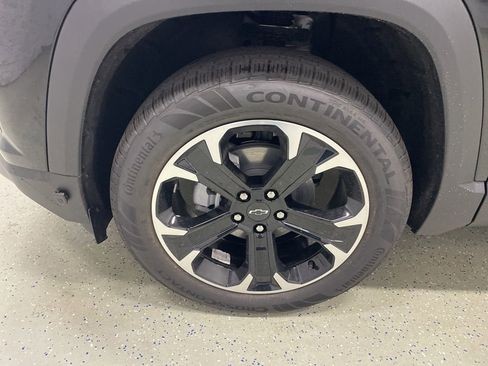 New 2026 Chevrolet Equinox LT w/ Convenience Package II image 8