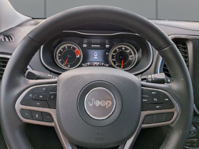 Used 2021 Jeep Cherokee Latitude Lux w/ Comfort/Convenience Group AWD/4WD image 36