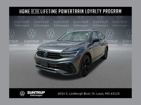 Used 2024 Volkswagen Tiguan SE R-Line AWD/4WD image 1