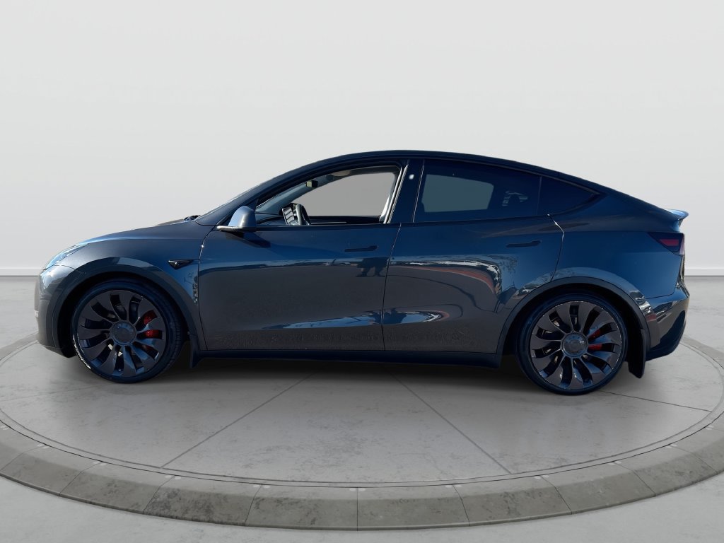 Used 2024 Tesla Model Y Performance AWD/4WD image 5
